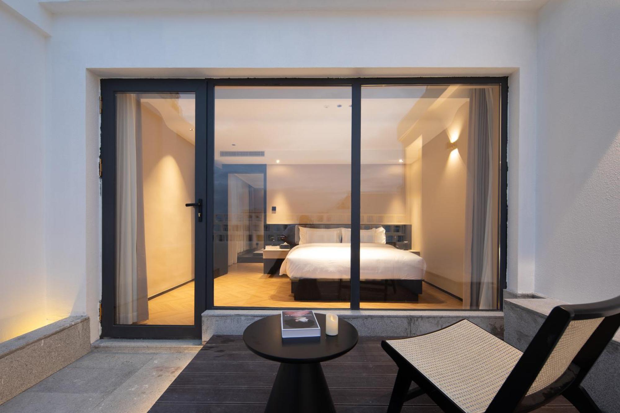 See You Soon At The Ritz Rose Summer Hotel Sanya Exteriör bild