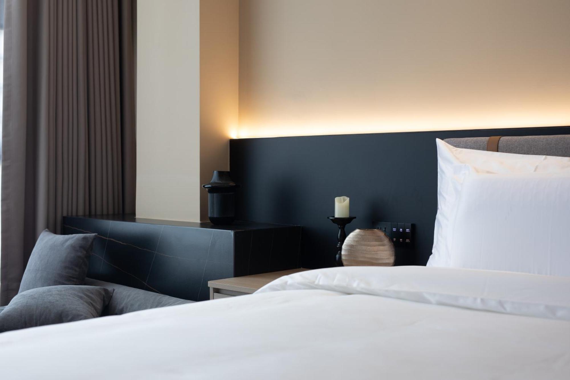 See You Soon At The Ritz Rose Summer Hotel Sanya Exteriör bild