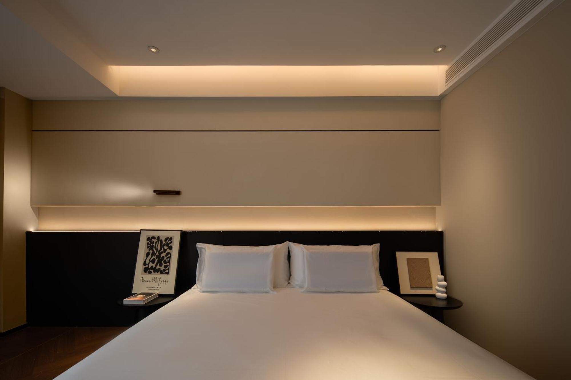 See You Soon At The Ritz Rose Summer Hotel Sanya Exteriör bild